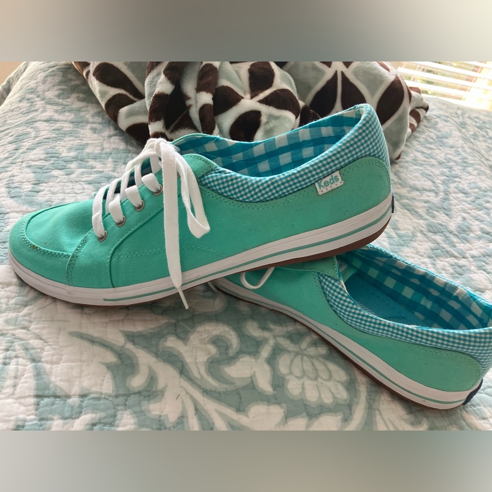 🩵September 3 day sale🩵KEDS Tiffany blue with gingham trim sneakers WOMEN 10